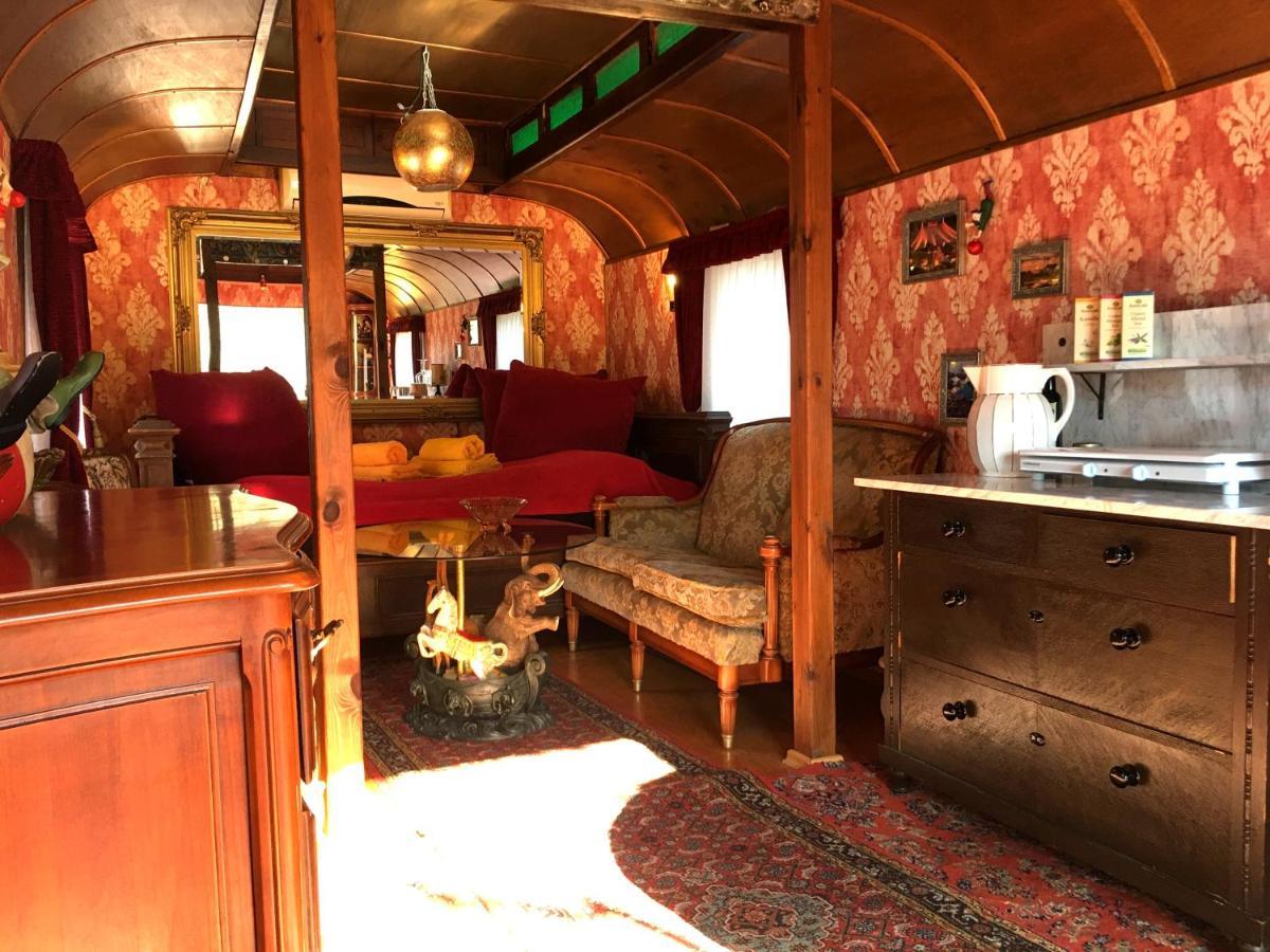 Historischer Zirkuswagen Mit Terrasse Und Blick Ins Gruene Вітценгаузен Екстер'єр фото