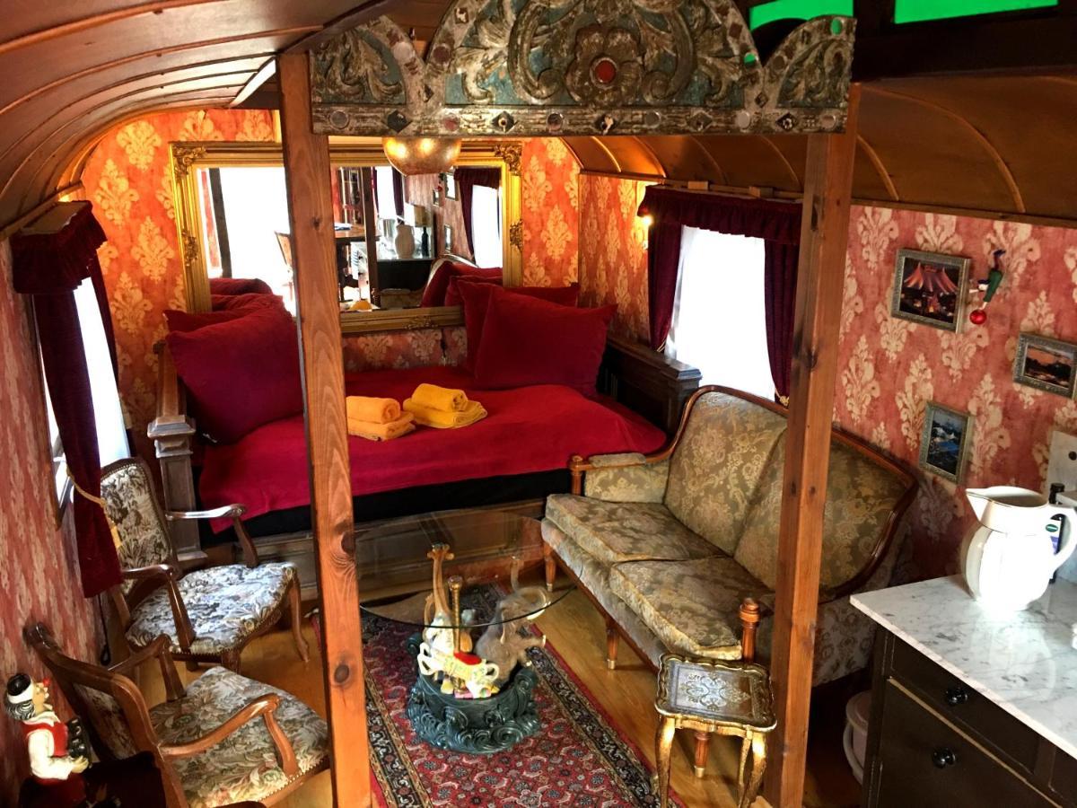 Historischer Zirkuswagen Mit Terrasse Und Blick Ins Gruene Вітценгаузен Екстер'єр фото